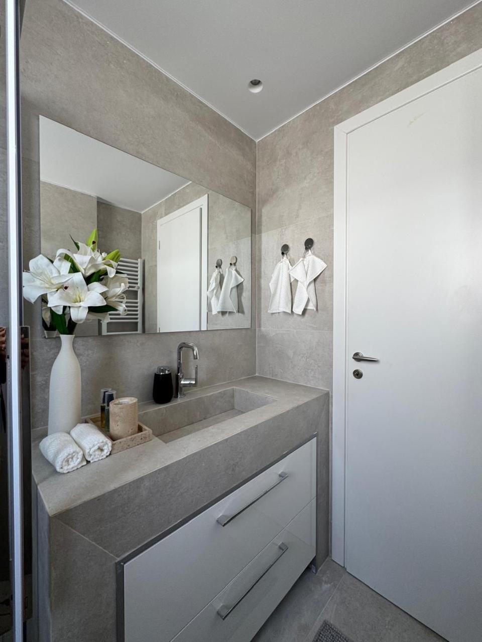 Riviera Sea Apartment *